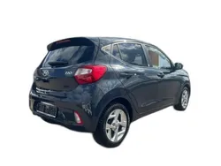 Metallic Gebraucht 2021 Hyundai i10 Edition 30 Kleinwagen | 15.120 € (Etwas zu teuer)