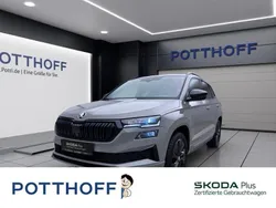 Grau Gebraucht 2024 Skoda Karoq SportLine SUV | 34.777 € (Superpreis)