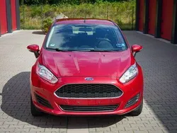 Rot Gebraucht 2016 Ford Fiesta Trend Kleinwagen | 8.450 € (Fairer Preis)