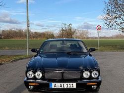 Schwarz Gebraucht 2003 Jaguar XJR Limousine | 22.500 €