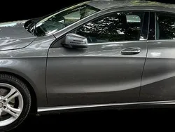 Grau Gebraucht 2013 Mercedes A180 Urban Limousine | 11.700 € (Guter Preis)