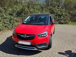 Rot Gebraucht 2017 Opel Crossland X SUV | 11.499 € (Guter Preis)
