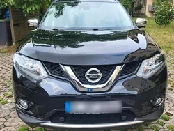 Schwarz Gebraucht 2016 Nissan X-Trail SUV | 15.950 €