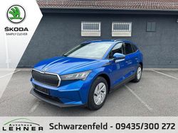 Blau Gebraucht 2022 Skoda Enyaq iV Loft SUV | 29.990 € (Teuer)