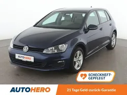 Blau Gebraucht 2015 VW Golf VII Comfortline Limousine | 10.530 € (Fairer Preis)