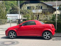 Rot Gebraucht 2005 Opel Tigra Cabrio | 1.000 € (Guter Preis)
