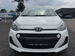 Weiß Gebraucht 2018 Hyundai i10 Passion Kleinwagen | 6.590 € (Guter Preis)
