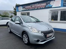 Silber Gebraucht 2014 Peugeot 208 Active Kleinwagen | 5.980 € (Fairer Preis)