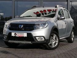 Grau Gebraucht 2020 Dacia Sandero Stepway Kleinwagen | 10.400 € (Guter Preis)