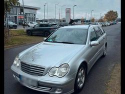 Gebraucht 2004 Mercedes C220 Limousine | 2.900 € (Fairer Preis)