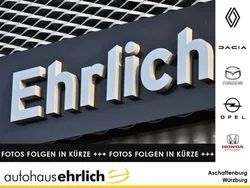 Weiß Gebraucht 2024 Mazda 3 Exclusive-Line Limousine | 31.950 € (Teuer)