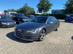 Grau Gebraucht 2013 Audi S8 Limousine | 28.500 € (Fairer Preis)