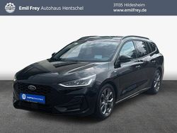 Schwarz Gebraucht 2023 Ford Focus ST-Line X Limousine | 25.444 € (Teuer)