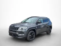 Grau Neu 2025 Jeep Compass North SUV | 35.950 € (Superpreis)