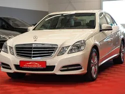 Weiß Gebraucht 2011 Mercedes E200 Avantgarde Limousine | 12.950 € (Fairer Preis)