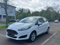 Weiß Gebraucht 2014 Ford Fiesta Trend Kleinwagen | 5.400 € (Guter Preis)