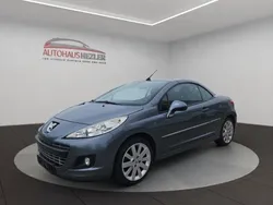 Grau Gebraucht 2010 Peugeot 207 CC Platinum Cabrio | 3.690 € (Fairer Preis)