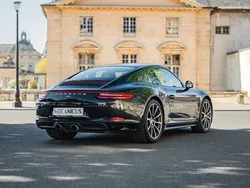 Porsche 911 Carrera 4