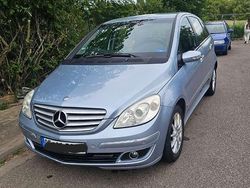 Blau Gebraucht 2007 Mercedes B180 Van / Kleinbus | 4.300 € (Fairer Preis)