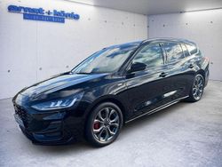 Schwarz Gebraucht 2025 Ford Focus ST-Line X Limousine | 28.370 € (Etwas zu teuer)