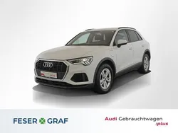 Weiß Gebraucht 2021 Audi Q3 Comfort SUV | 24.220 € (Superpreis)