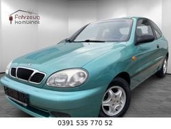 Grün Gebraucht 2001 Chevrolet Lanos SE Limousine | 1.985 €