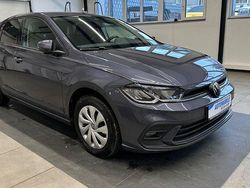 Grau Gebraucht 2024 VW Polo Life Limousine | 18.990 € (Fairer Preis)
