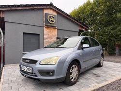 Blau Gebraucht 2007 Ford Focus Fun X Limousine | 3.470 €