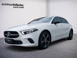 Weiß Gebraucht 2022 Mercedes A200 Night Limousine | 27.799 € (Fairer Preis)