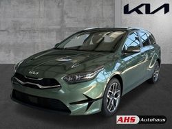 Experience grün metallic Gebraucht 2024 Kia Ceed Sportswagon Spirit Kombi | 26.990 € (Guter Preis)