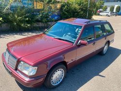 Rot Gebraucht 1996 Mercedes E280 Kombi | 19.990 €