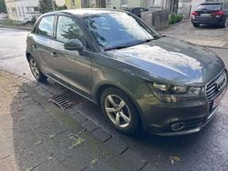 Grau Gebraucht 2014 Audi A1 Sportback S-Line Kleinwagen | 9.950 € (Guter Preis)