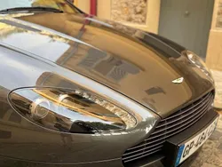 Grau Gebraucht 2007 Aston Martin V8 Vantage Coupé | 59.900 € (Fairer Preis)