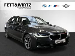 Sophistograu brillanteffekt Gebraucht 2023 BMW 530e Sport Line Limousine | 39.690 € (Guter Preis)