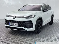 Oryxweiß perlmutteffekt Gebraucht 2025 VW Tayron R-line SUV | 72.749 €