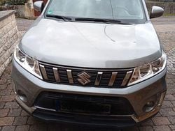Grau Gebraucht 2019 Suzuki Vitara Comfort SUV | 12.999 € (Guter Preis)