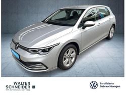 Reflexsilber metallic (metallic) Gebraucht 2023 VW Golf VIII Life Limousine | 23.350 € (Fairer Preis)