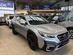 Ice silber (metallic) Gebraucht 2022 Subaru Outback Platinum Kombi | 37.200 € (Etwas zu teuer)