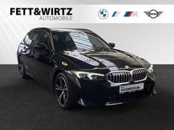 Saphirschwarz Gebraucht 2024 BMW 330 Efficient Dynamics Kombi | 37.690 € (Superpreis)