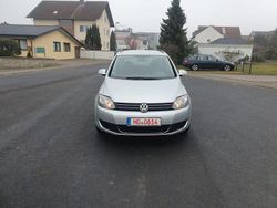 Silber Gebraucht 2011 VW Golf Plus Cross Comfortline Van / Kleinbus | 8.150 € (Fairer Preis)