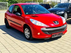Rot Gebraucht 2009 Peugeot 206+ Basis Kleinwagen | 2.500 € (Etwas zu teuer)