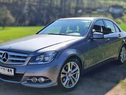 Grau Gebraucht 2012 Mercedes C180 Avantgarde Limousine | 10.900 € (Guter Preis)