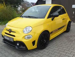 Colore esterno (modena gelb) Gebraucht 2016 Fiat 500 Abarth Abarth Limousine | 17.499 € (Fairer Preis)