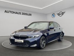 Blau Gebraucht 2024 BMW 330 M Sport Limousine | 44.940 € (Etwas zu teuer)