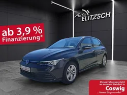 Grau Gebraucht 2021 VW Golf VIII Life Limousine | 21.390 € (Fairer Preis)
