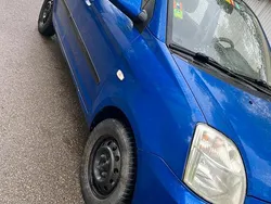 Blau Gebraucht 2005 Kia Picanto Kleinwagen | 650 € (Fairer Preis)