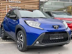Blau Neu 2024 Toyota Aygo Team Kleinwagen | 18.490 €