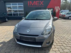 Grau Gebraucht 2012 Renault Clio GrandTour Kombi | 4.890 €