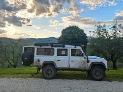 Weiß Gebraucht 2011 Land Rover Defender SUV | 65.000 €
