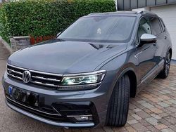 Grau Gebraucht 2018 VW Tiguan Allspace Highline SUV | 29.900 € (Fairer Preis)